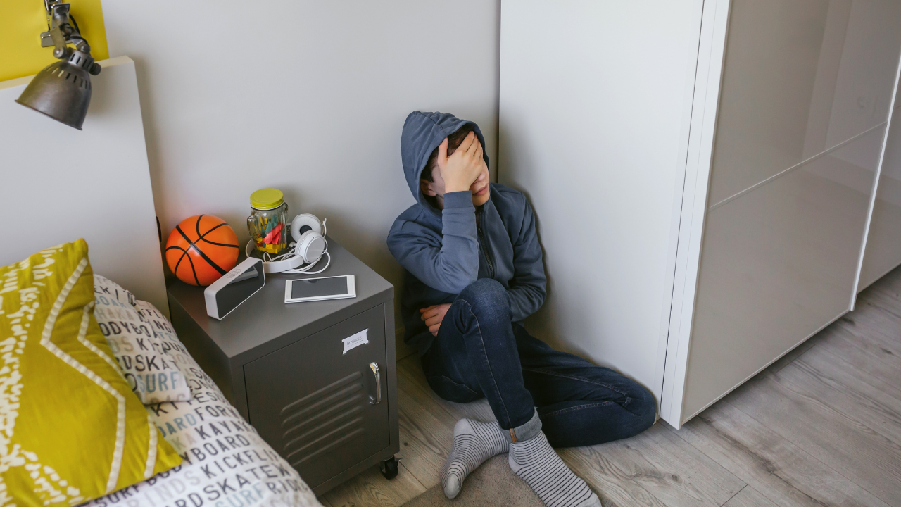 Neeee, nimam več mojega mobitela Naslovnica